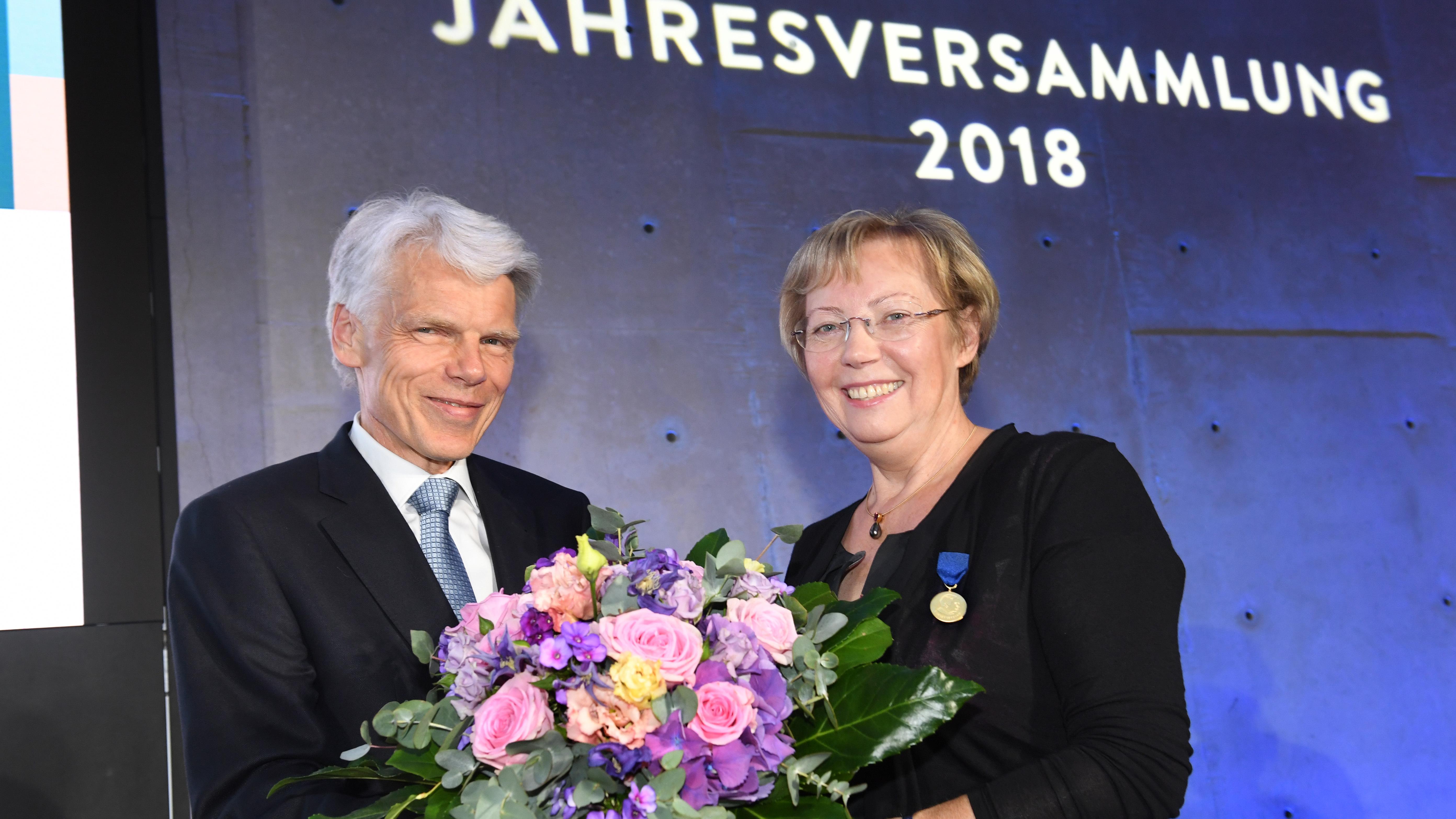 Andreas Barner und Juliane Diller (Foto: David Ausserhofer) Andreas Barner und Juliane Diller (Foto: David Ausserhofer)