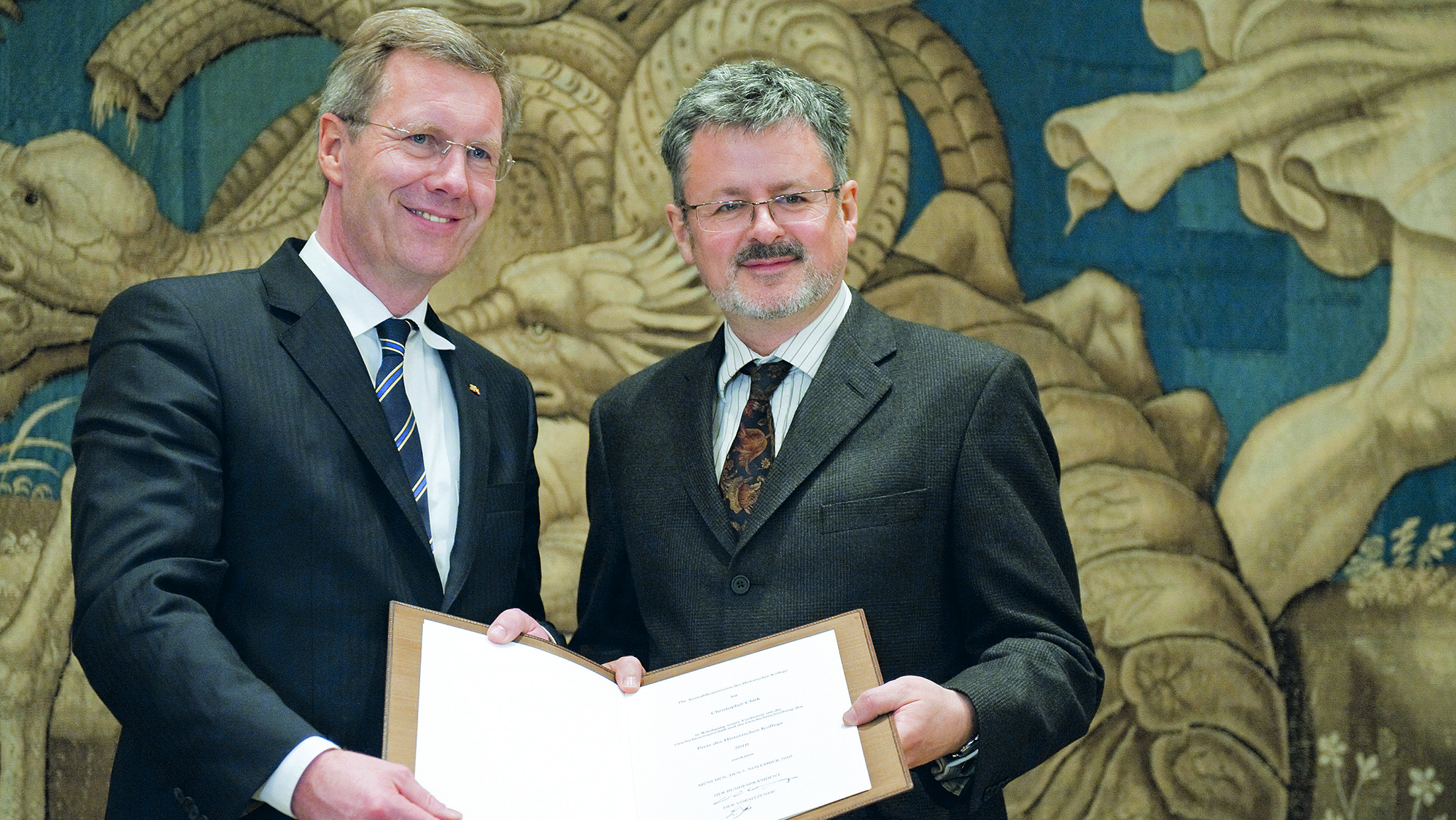 Bundespräsident Christian Wulff und Christopher Clark (Foto: Jesco Denzel/Presse- und Informationsamt der Bundesregierung) Bundespräsident Christian Wulff und Christopher Clark (Foto: Jesco Denzel/Presse- und Informationsamt der Bundesregierung)